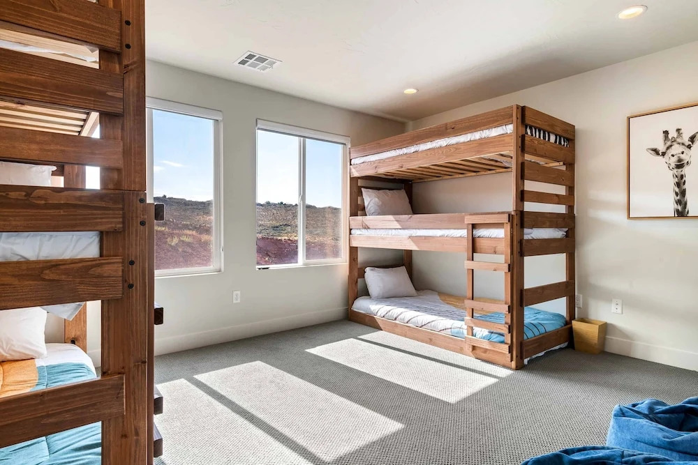 Rainson Retreat 5 Bedroom Home