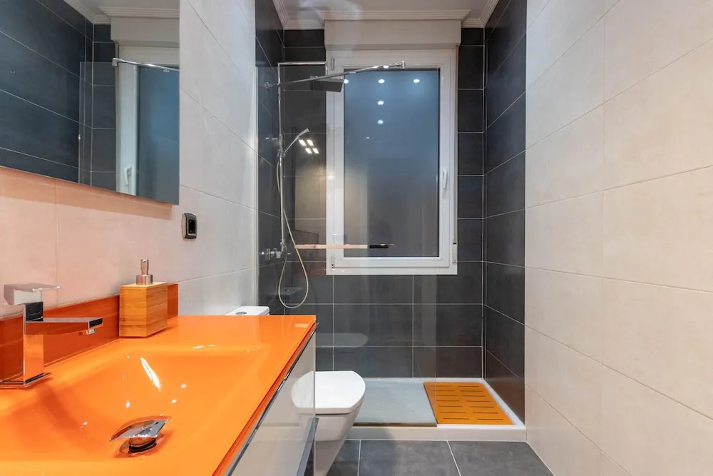 Abando Ii Apartment By Aston Rentals