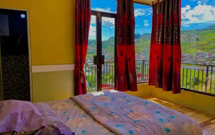 Afton Homestay Sikunir