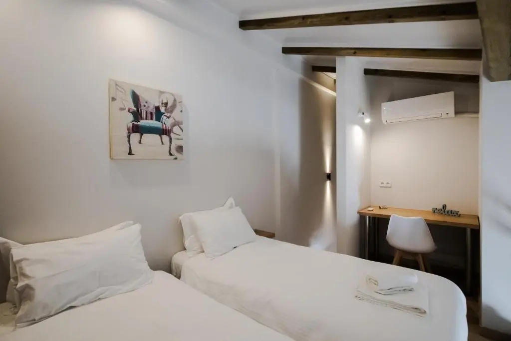 Stylish Studio Apartment - 8F House