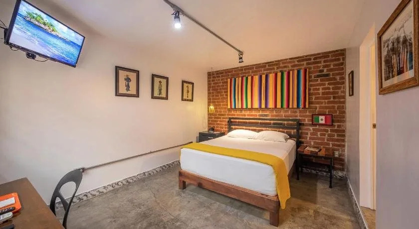 Piñata PV Hotel