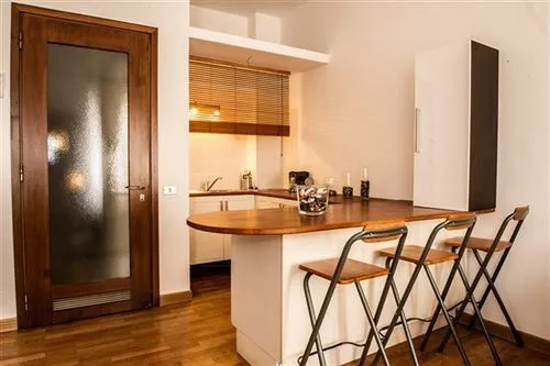 Capital Suites