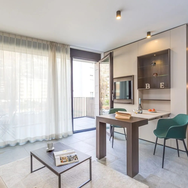 Icon H 307 Suite Micro-living