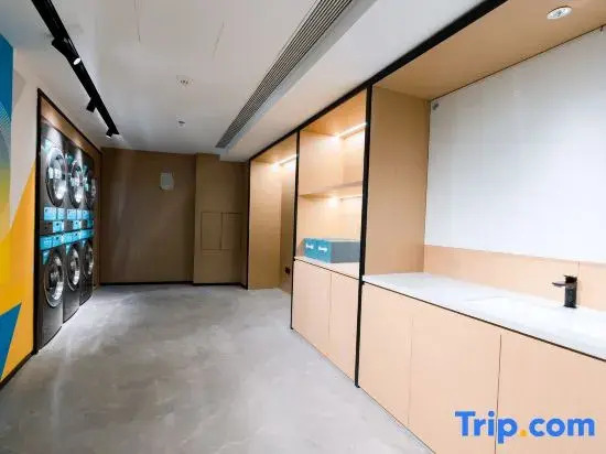 Ni Hao Hotel (Qingdao Licun Subway Station Xiangyang Road Pedestrian Street)