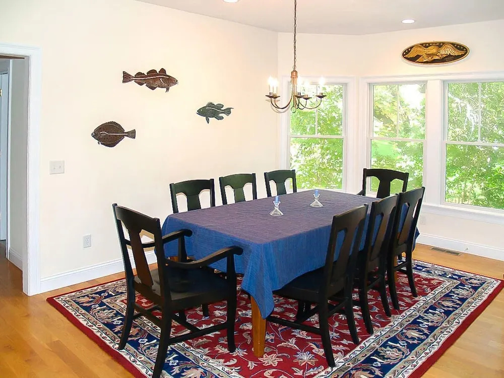 24 Wilderwood Lane - Five Bedroom House