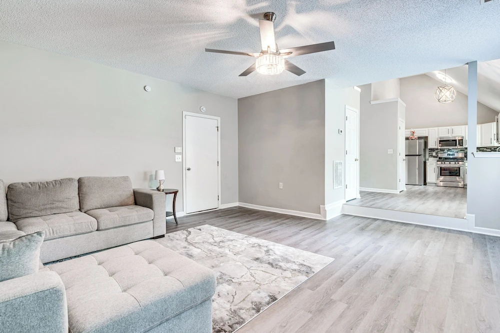 10 Mi to Stone Mtn Park: Spacious Home in Lithonia
