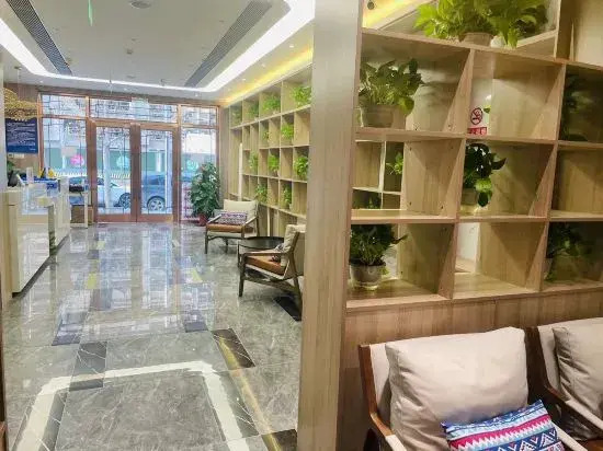 TRUE GO Hotel X (Beijing Chaoyang High-Speed Railway Station  Yaojiayuan Subway Station)