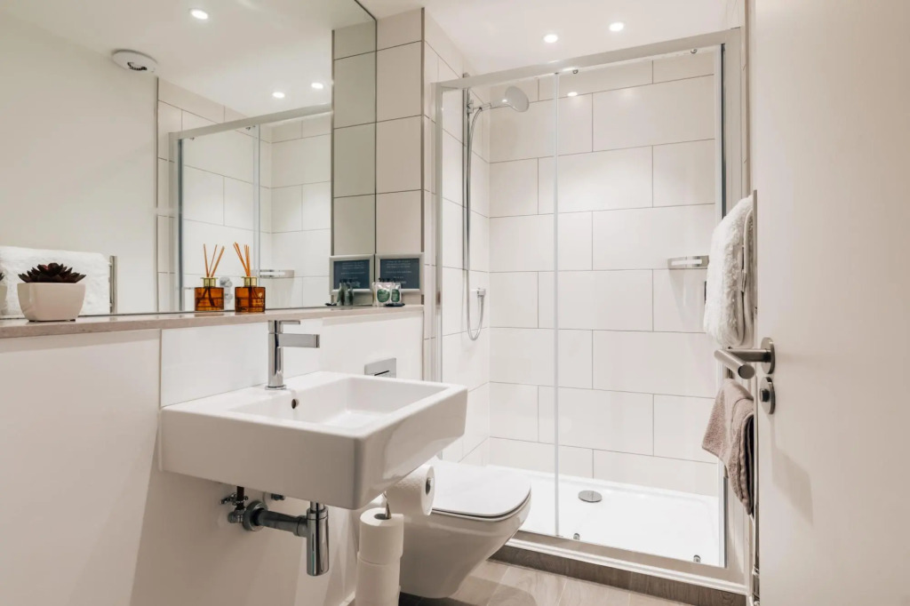 CH Apt 5 2bed in Bath