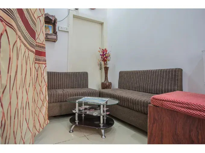 Hotel New Luxury Royale By OYO Rooms