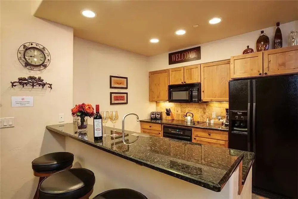 3105 Champagne Lodge, Trappeur's Crossing Apartment 2