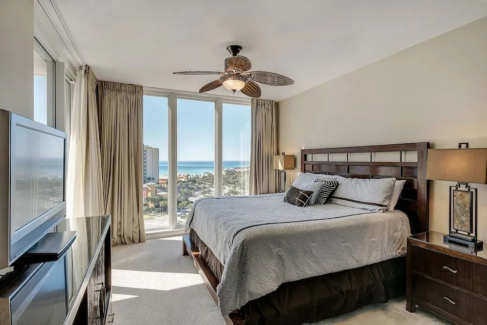 Windsor Palms 8100 - 303