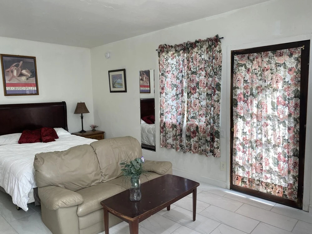 Comfy Private Unit in LA