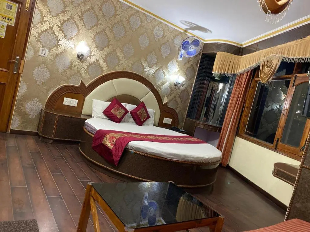 Hotel Sukh Sagar