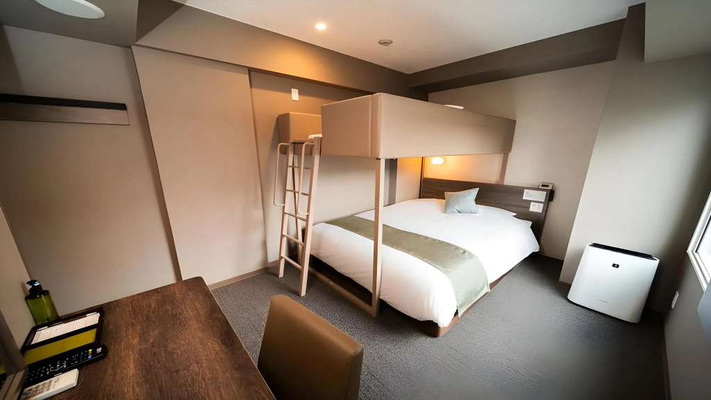 Super Hotel Premier Ginza