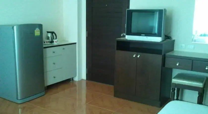Cheewa Service Apartment