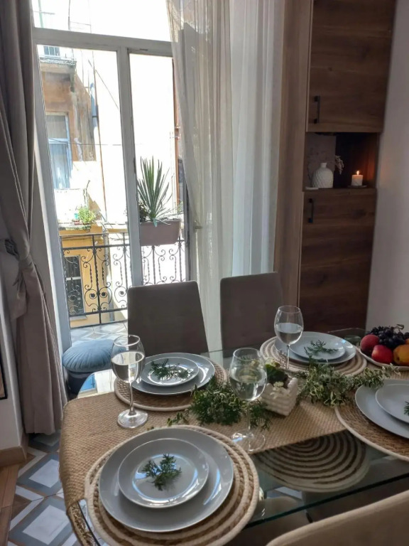Fiesta Apartment on Franka 2BR-6P
