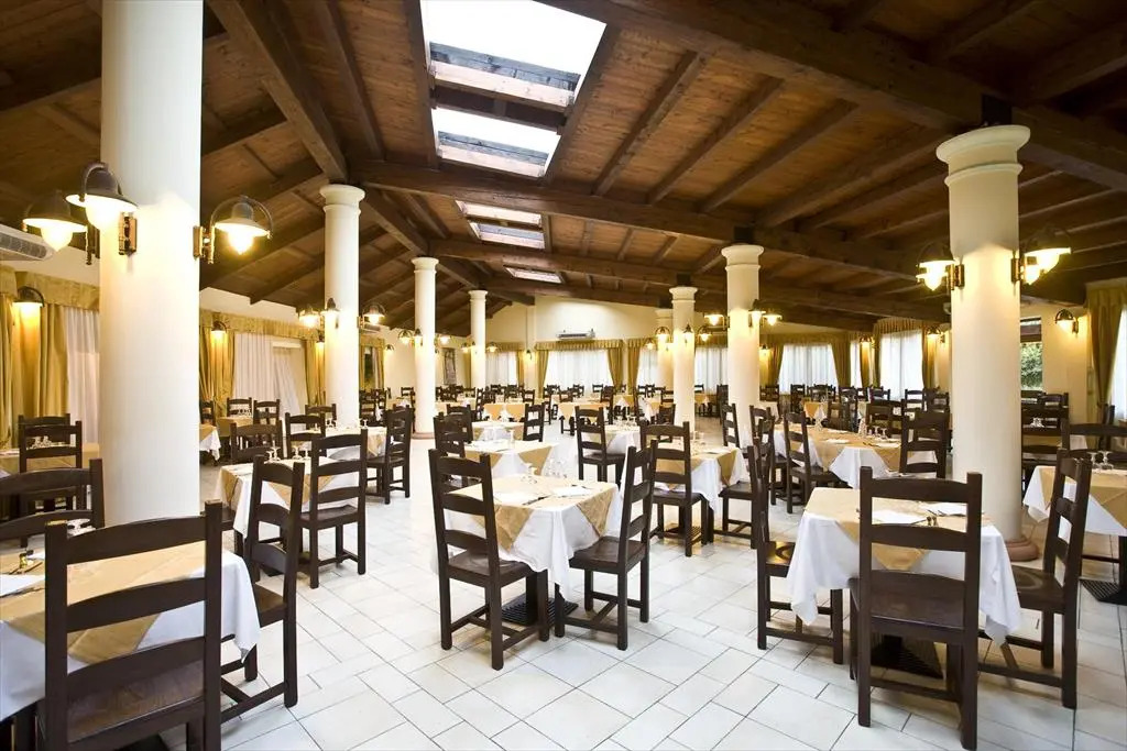 Horse Country Resort Congress & Spa - Hotel Ribot