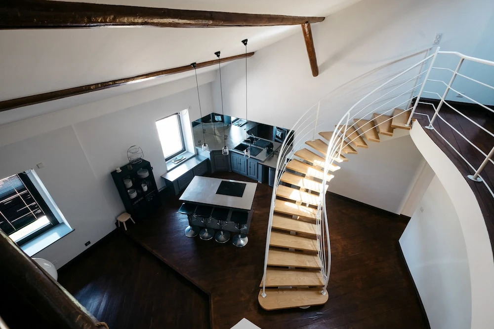 Grand Duplex 230 m2 Place Comedie