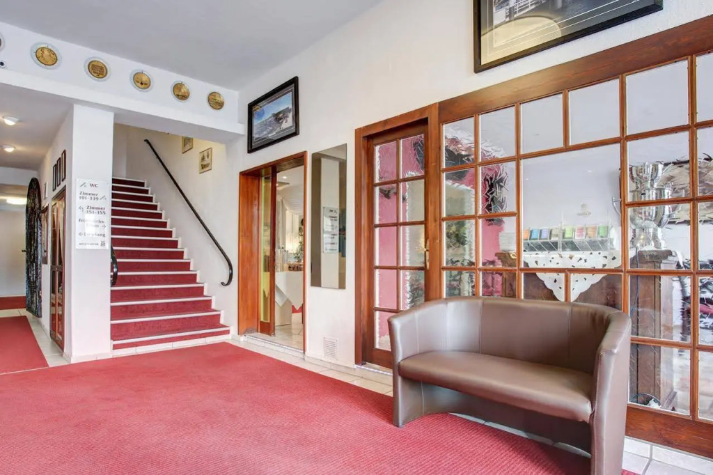 Hotel Consul