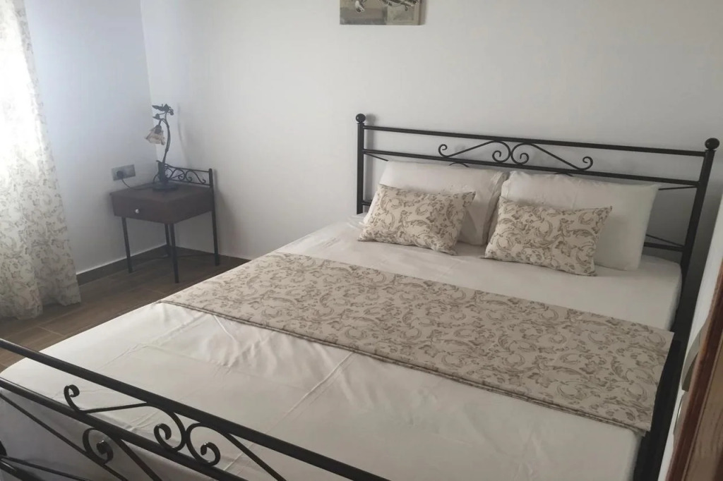 Anastasia Studios And Suites