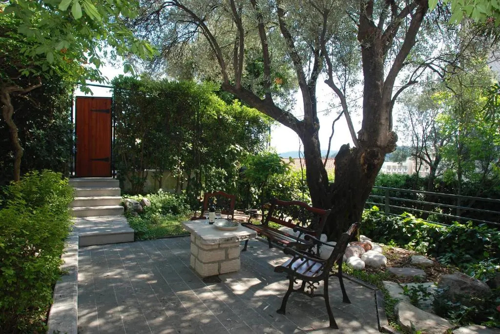 Holiday Home Olive Tree