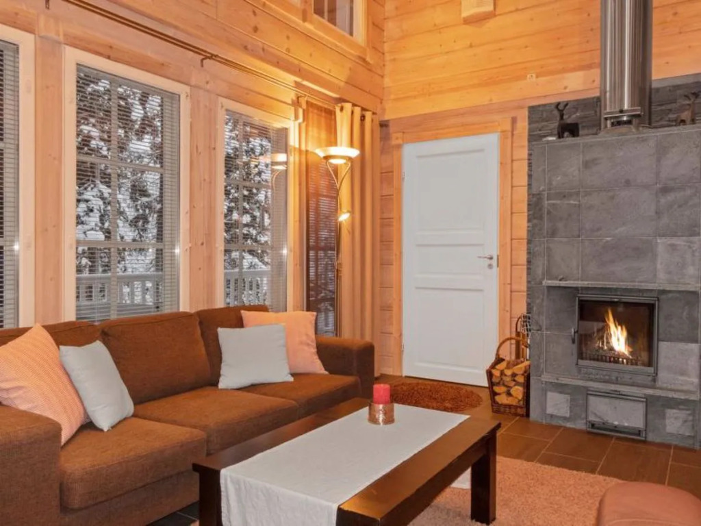 House  Salla