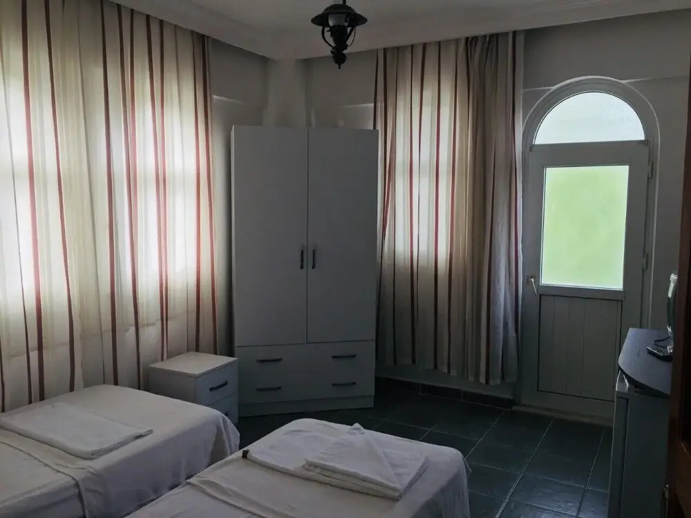 Alper Hotel