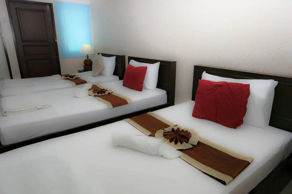 J L Residence Hotel