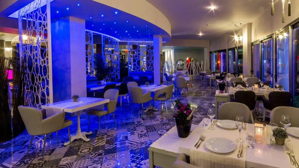 Costa Mare Suites