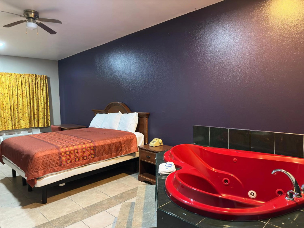 Texas Inn and Suites RGV