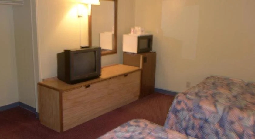 Budget Inn