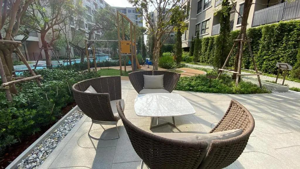 La Casita pool access condo HuaHin