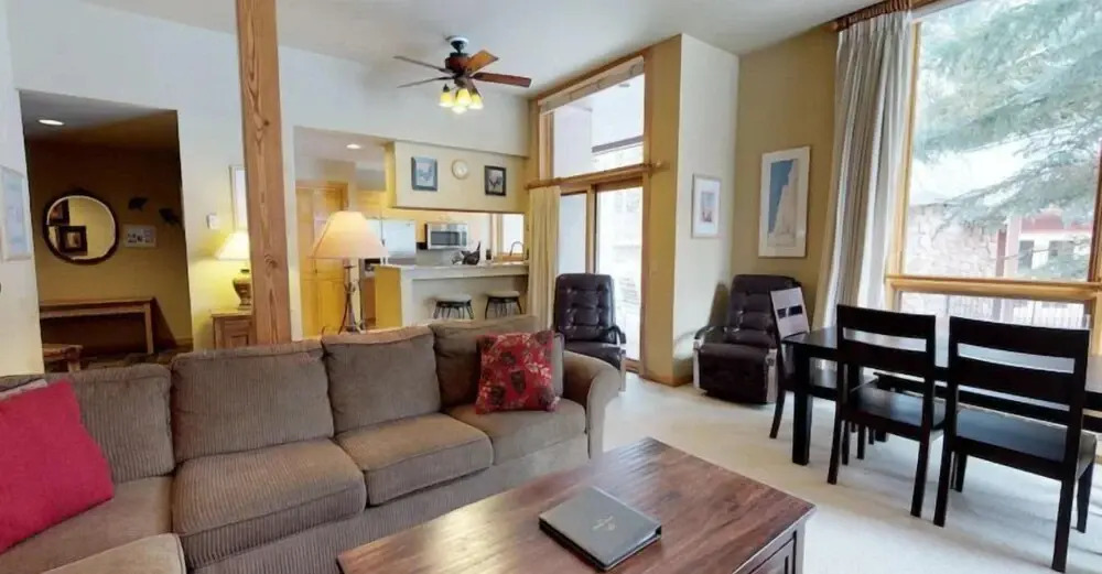 2 Bedroom Platinum Condo Near Chairlift in Cascade Village With Pool and Hot Tub