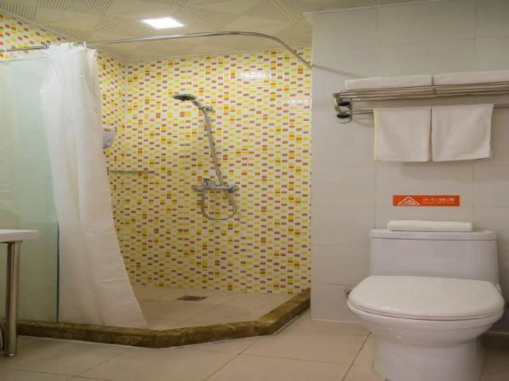 Homeinn Hotel (Pingding Guangyang Road Shanxi Yangquan Normal College)