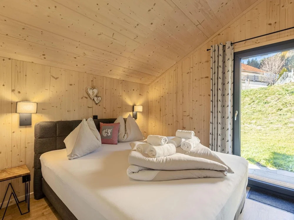 Chalet by the ski Lift With Balcony and Sauna