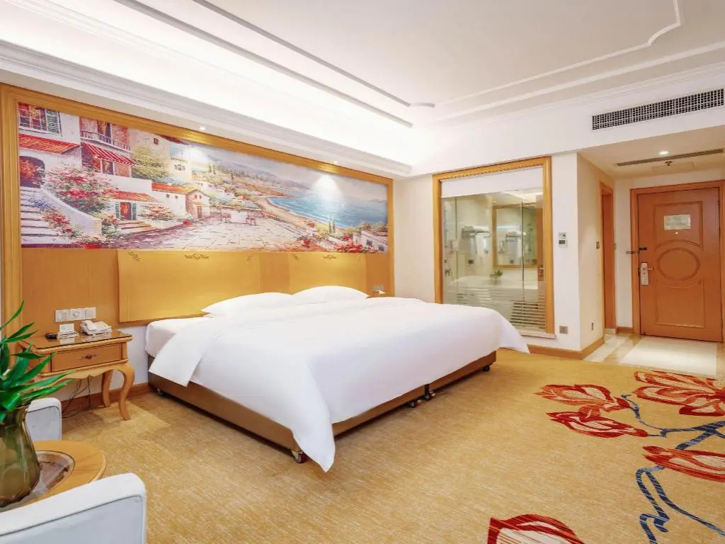 Venus International Hotel(Dongguan Songshan Lake Huawei University Store)