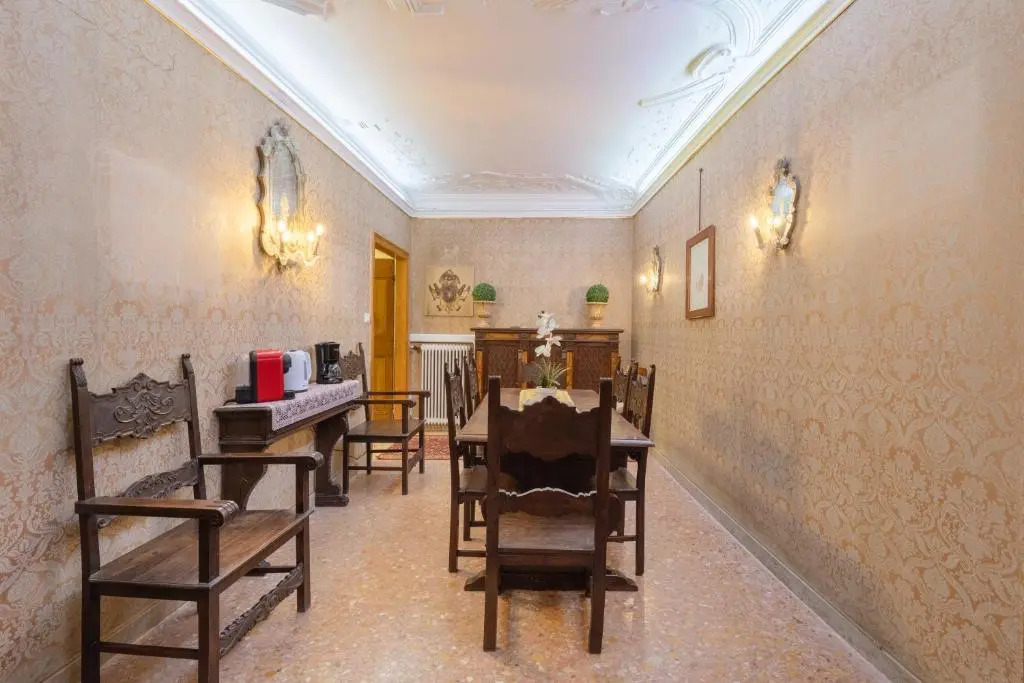Hotel Mezzo Pozzo