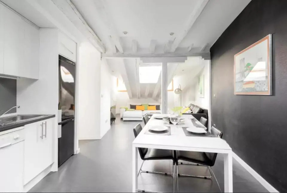 Cute Apartment In The Heart Of Madrid