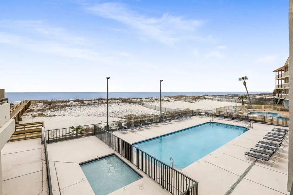 Island Wind West 177 Next to Hangout Pool Beach