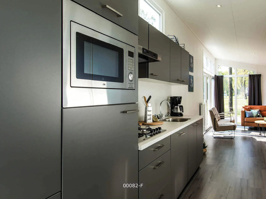 Comfortable chalet with outdoor spa, in a holiday park located near the Veluwe