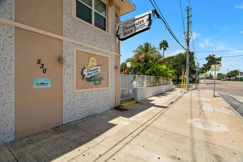 Clearwater Beach Suites 205 2 Bedroom Condo by Redawning