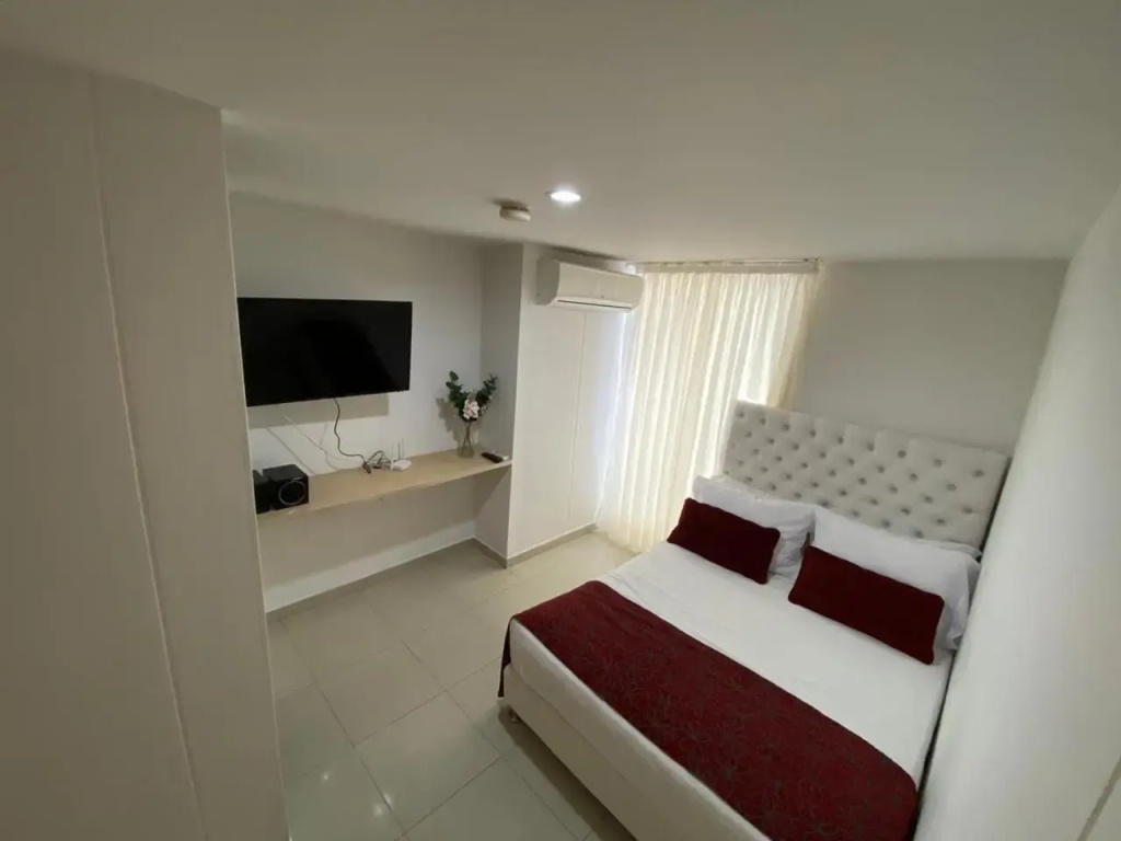 Apto 2 habitaciones bien ubicado