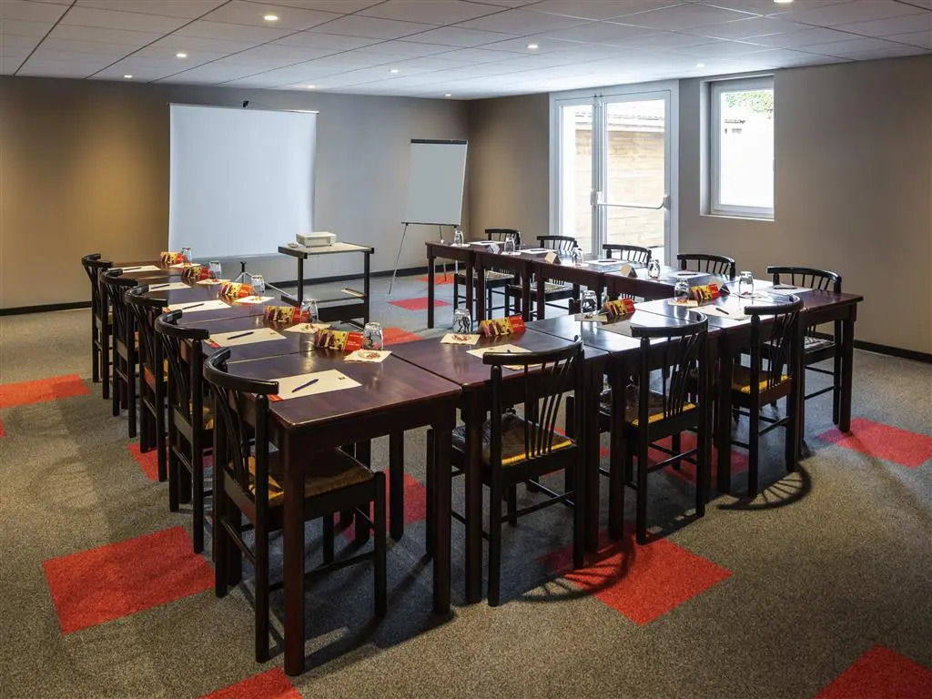 ibis Nuits Saint Georges