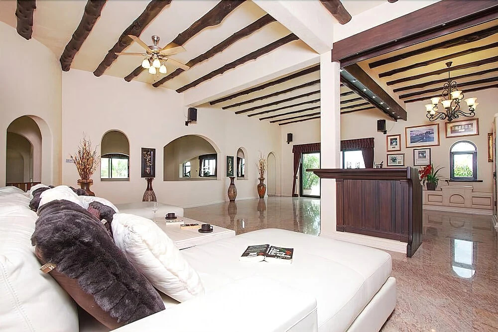 Camelot Villa
