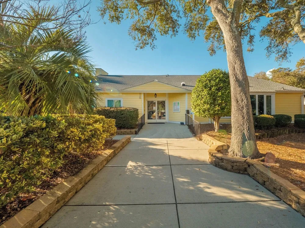 Ocean Dunes 306