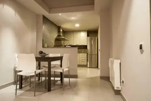 WinTuWin Apartments