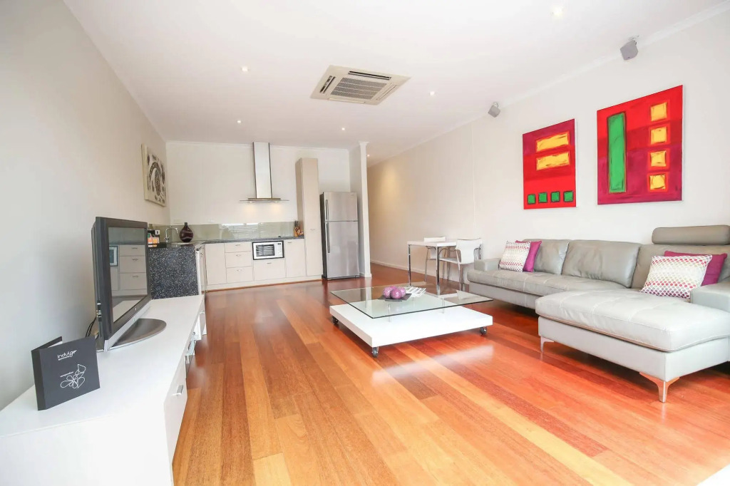 Indulge Apartments - Langtree