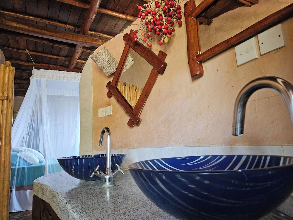 Wagawimbi Villa 560 m2, Breathtaking View of the Indian Ocean, Kenya