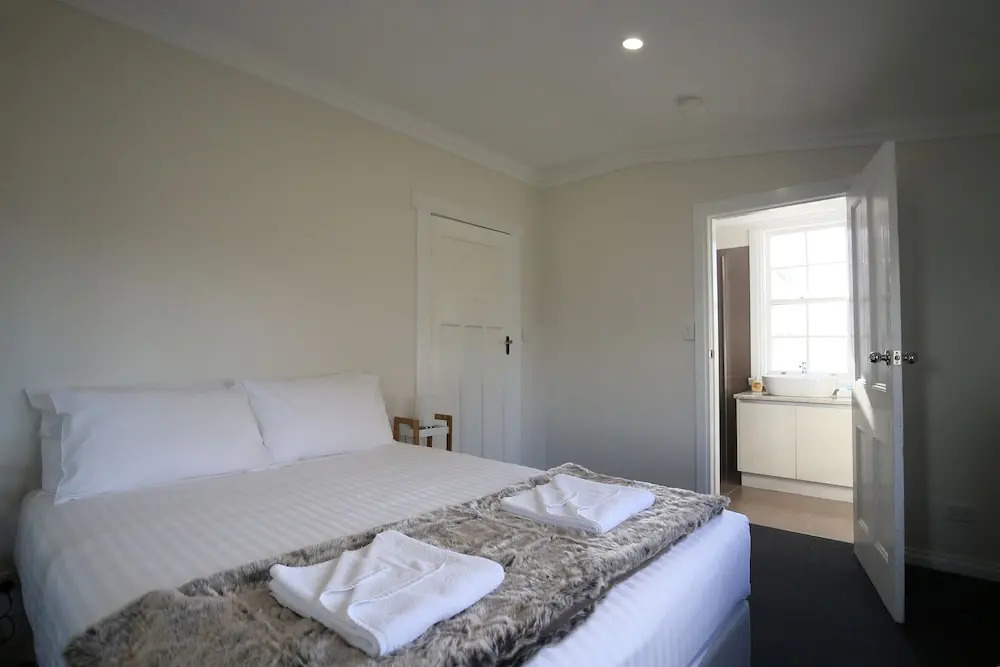 Leichhardt Cottages