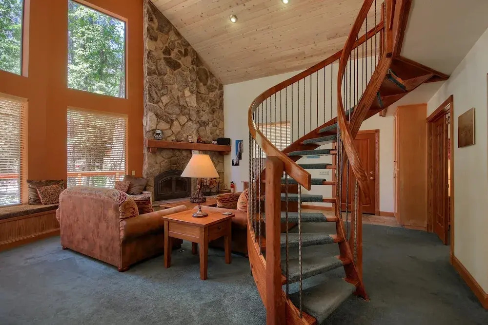 Jolie Cabin